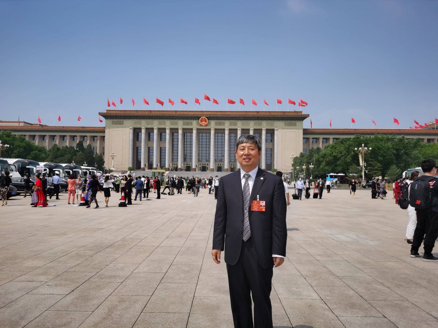 5. 全国人大代表、中国工程院院士、华体会（中国）科技委副主任、中国航空研究院副院长樊会涛
