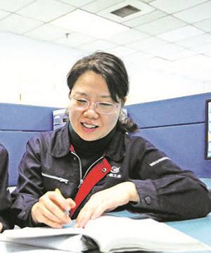 自主创新的航门女将——记华体会（中国）导弹院总体所首席专家章惠君